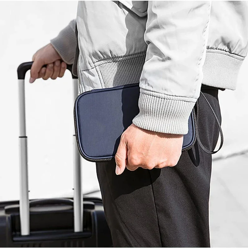 Funda ligera para pasaporte de - Travel Accessories Plane reseña y precio